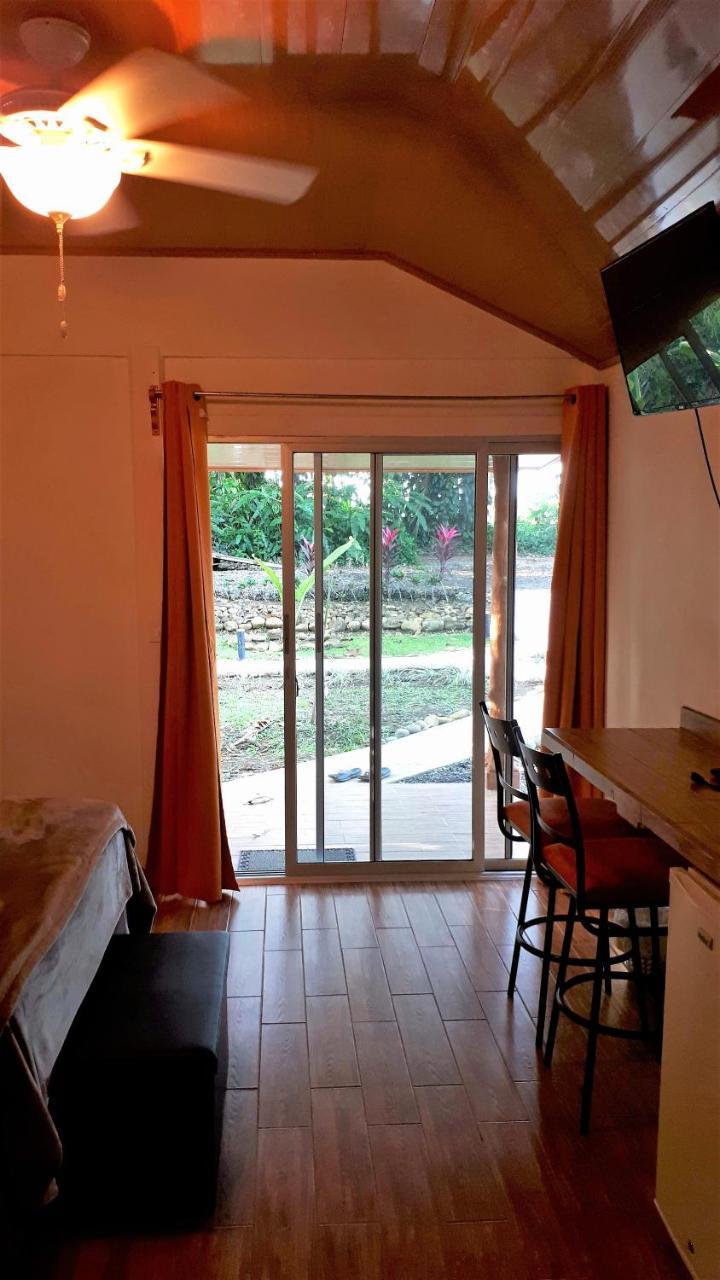 Tropical Paradise Bungalows Pital  외부 사진