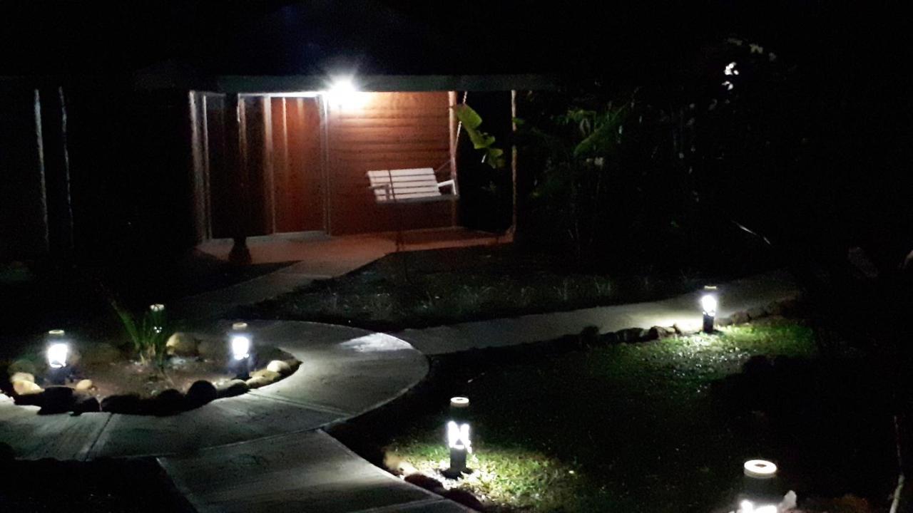 Tropical Paradise Bungalows Pital  외부 사진