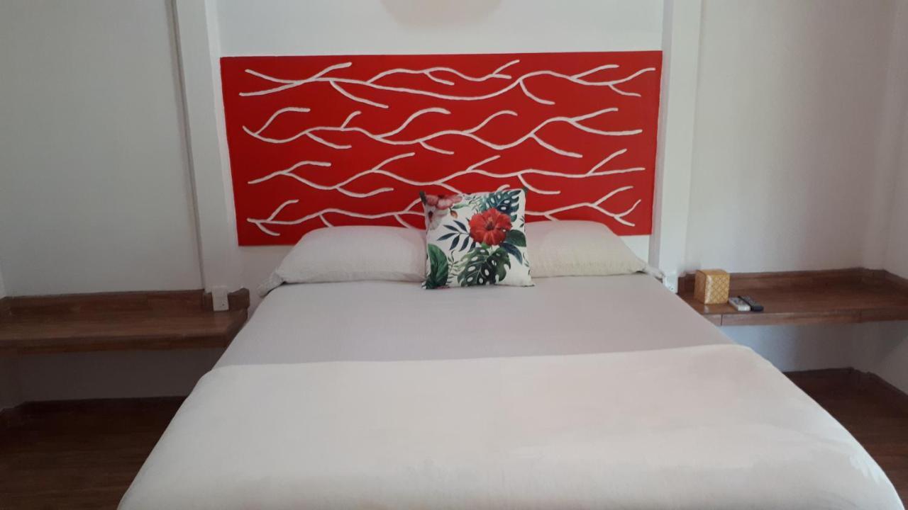 Tropical Paradise Bungalows Pital  외부 사진